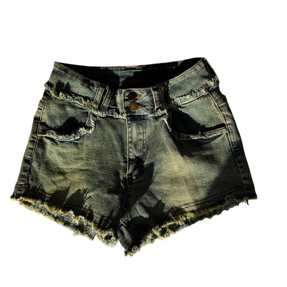 Cute denim shorts
